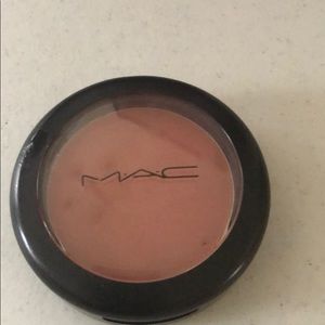 MAC blush
